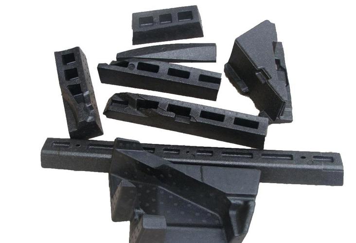 汽車(che)零配件(jiàn) 汽車零(ling)配件